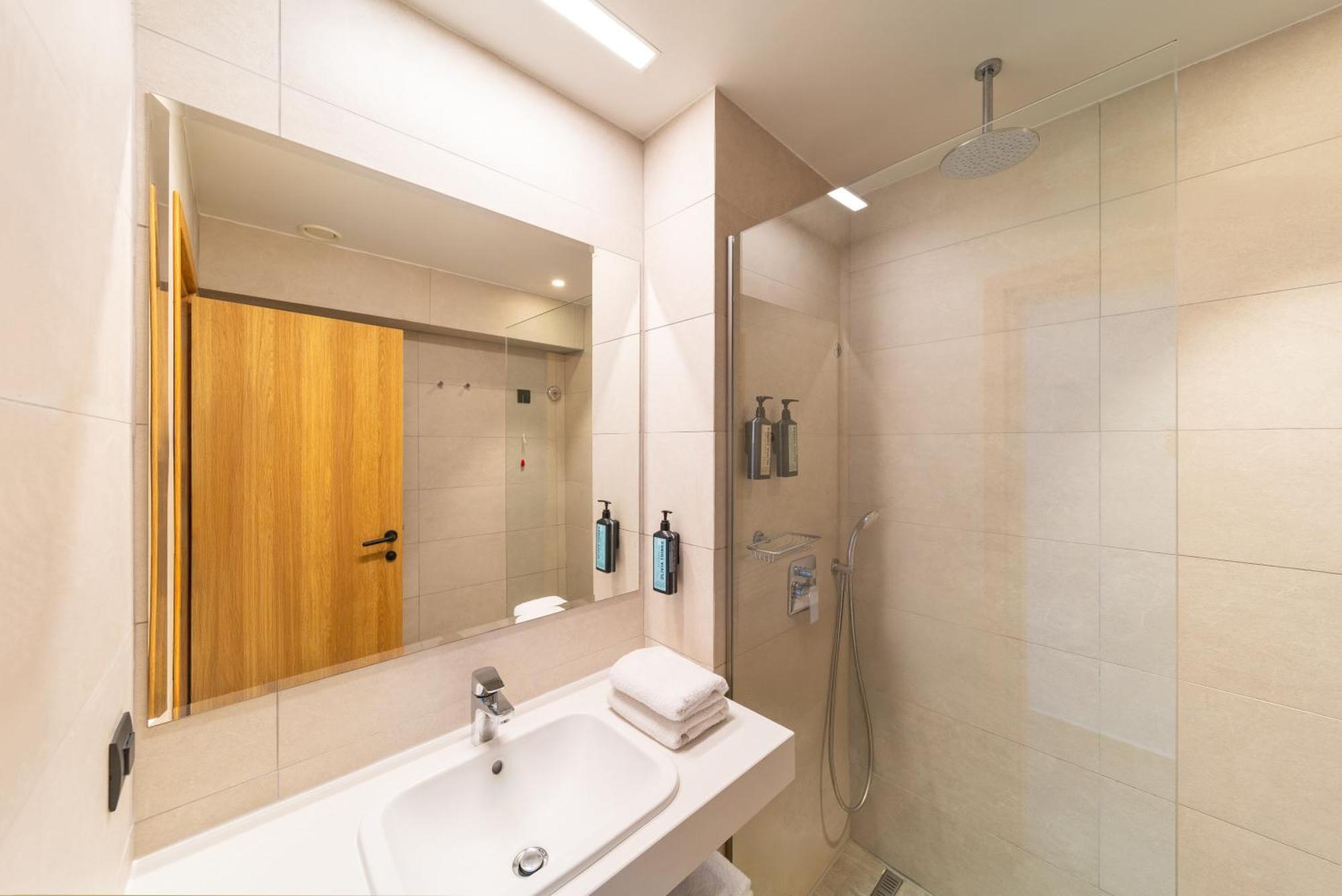 Aquarium View Hotel Rhodes City Екстер'єр фото